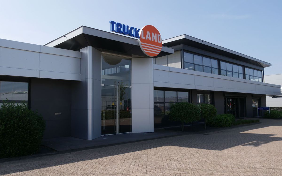 Bijna gereed: de vernieuwde Truckland Academy in Eindhoven.